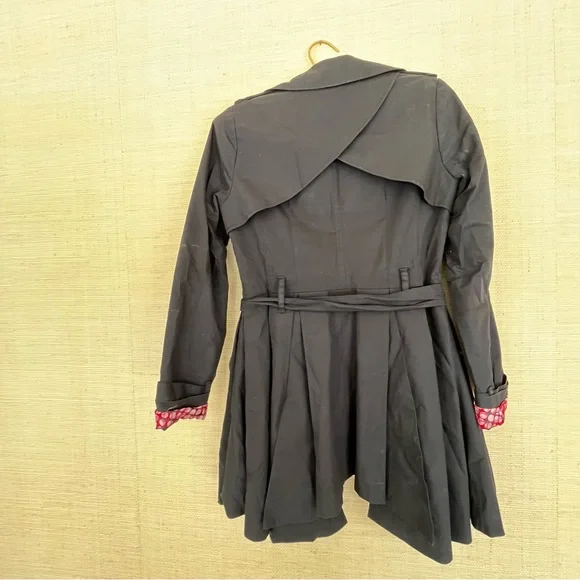 Peplum Trench/rain coat - Picture 8 of 13